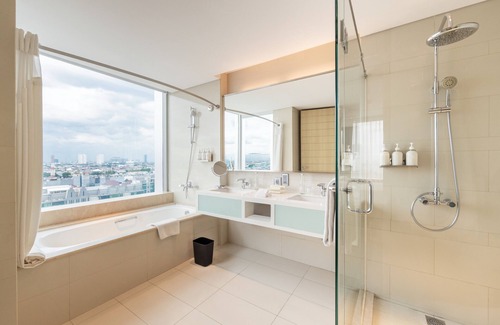 Old Jakarta Hôtel | DoubleTree by Hilton Jakarta Kemayoran