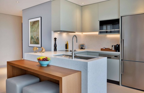 Al Majaz Hôtel | DoubleTree by Hilton Sharjah Waterfront Hotel & Residences