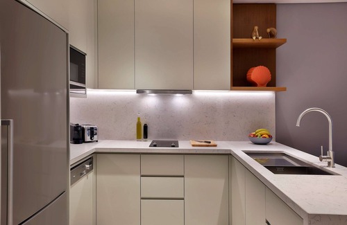 Al Majaz Hôtel | DoubleTree by Hilton Sharjah Waterfront Hotel & Residences