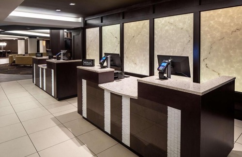 Downtown Hôtel | DoubleTree by Hilton Silver Spring Washington DC North