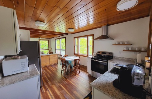 Port Ontario Maison | Douglaston Salmon Run - Estuary Lodge