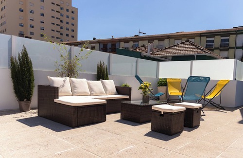 Vila Nova de Gaia Maison | Douro Garden & Rooftop Home - With Quick Access to Porto's World Heritage Sites