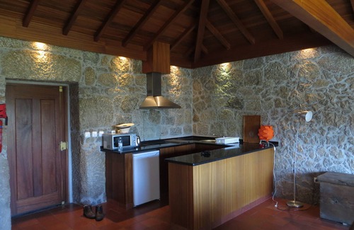 Lamego Cottage | Mountain house in Alto Douro Portugal.