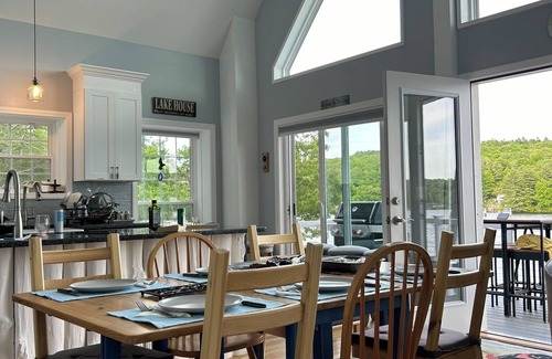 North Stonington Maison | Down the Lake @ Heron's Cove - Lakefront Rental Home near Winery/Trails/Casinos