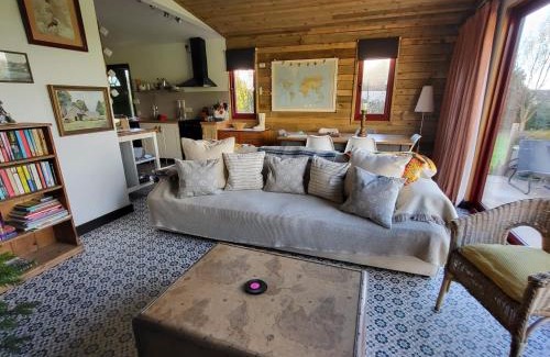 Congresbury Maison | Down the Rabbit Hole