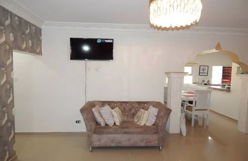 Bani Appartement | Down Town Beatifull Apartament