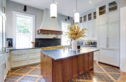 Old Town West Maison | Downham House - A Poshabodes Luxury Home!