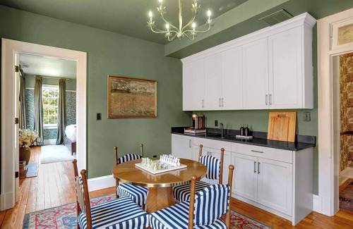 Old Town West Maison | Downham House - A Poshabodes Luxury Home!