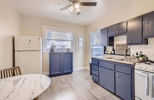 Capitol Hill Appartement | Downing by Modern Midstay / 3Blks to Cheesman! #D4