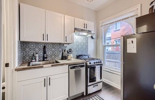 Capitol Hill Appartement | Downing by Modern Midstay | 3Blks to Cheesman! #D2