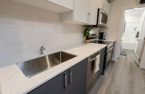 Downtown London Appartement | Downtown 2 bedroom near Victoria park in the Middle of Entertainment District