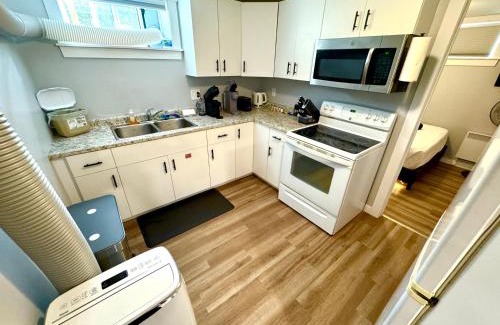 Charlottetown Appartement | Downtown-2BR APT-King-Parking-WiFi7