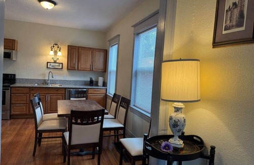 Downtown Colorado Springs Maison | Downtown, 5-bed, 3-bath, 3-level
