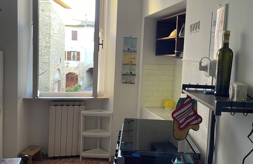 Bettona Appartement | Downtown apartment with 3 bedrooms in the fabulous Bettona with WiFi