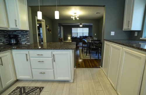 Central Oklahoma City Maison | Downtown Boho Bungalow near State Fair/Plaza/Paseo