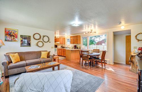 Cody Maison | Downtown Cody Getaway - Near Buffalo Bill Center!