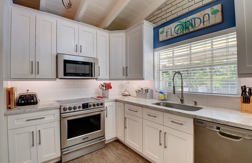 Lake Ida Shores Maison | Downtown Delray Beach House, piscine chauffée, à 5 min de Atlantic Ave