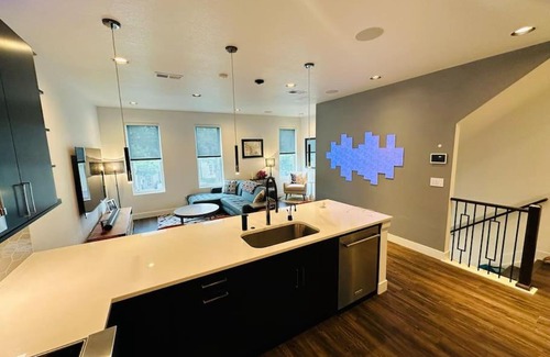 Five Points Maison | Downtown Denver Smart House