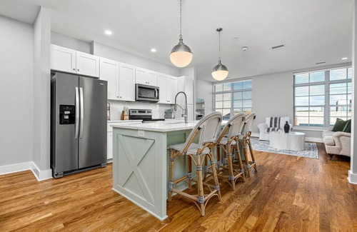 Auburn Appartement | Downtown Dream - Brand new 2/2 over Target in Downtown Auburn