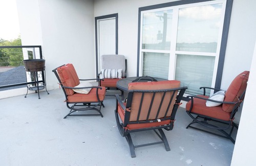 Denver Heights Maison | Downtown Duplex