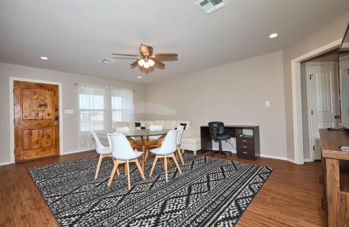 San Angelo Maison | Downtown Elegance: 2-BR Home - San Angelo, Texas