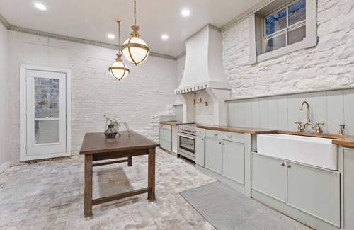 Oakland Maison | Downtown Estate! Can sleep up to 24!