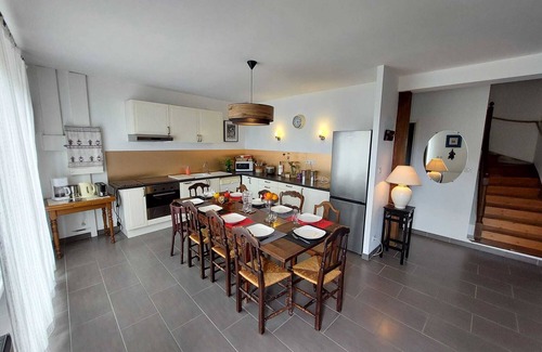 Douarnenez Maison | Maison familiale centre ville avec jardin vue mer