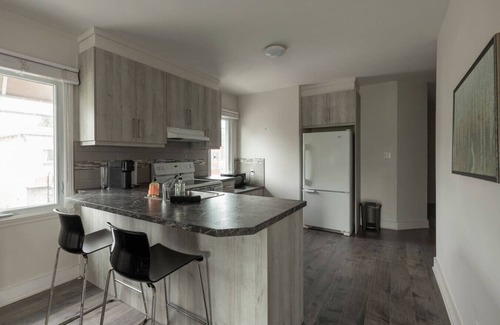 Mont-Tremblant Appartement | Downtown | FREE shuttle to Ski Resort Ice Rink
