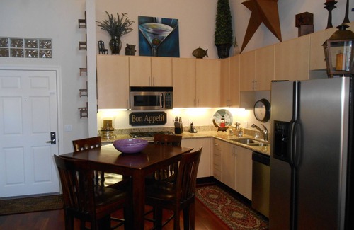 East Village Copropriété | Centre-ville, Gaslamp, Petco, Convention Center - Luxury 1 BR + Loft w / Deck