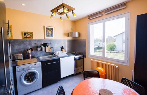 Jonzac Maison | Maison centre-ville avec jardin privé Jonzac