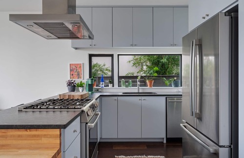 East Cesar Chavez Maison | Downtown Hub | 1 Mile to Rainey St, 1.6 to E 6th