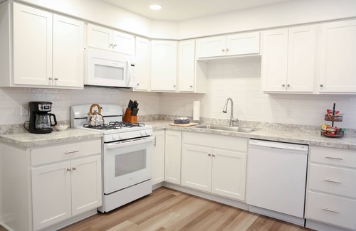 Conneaut Lake Copropriété | Downtown Lake View Condo -Unit 2