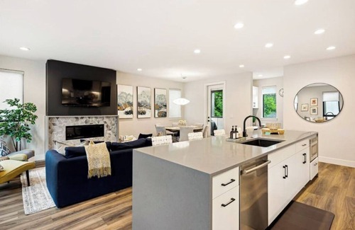 Littleton Maison | Downtown Littleton at its Finest