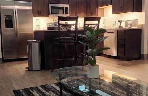 Stuart Appartement | Downtown Lux Apt W/Balcony