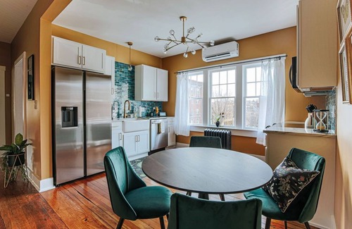 Staunton Appartement | Downtown Luxe-Appartement-Salle de bain privée séparée