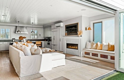 The Strand Maison | Downtown Manhattan Beach 4BR | Sauna & Elevator