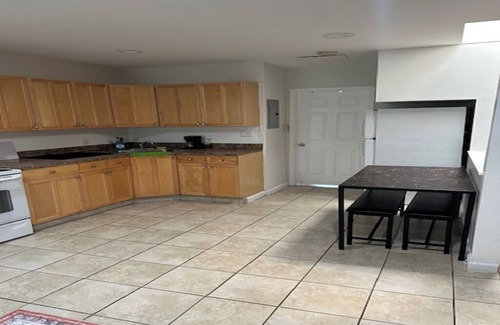 Central Business District Appartement | Downtown Oasis 10 mins from Prudential Center!