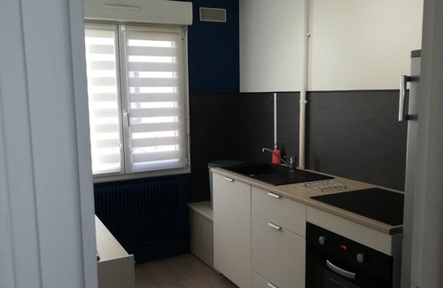 Reims Appartement | Centre-Ville-Piscine UCPA-Salle ARENA- 3 Lits 5 personnes
