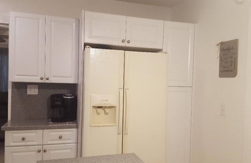 Safety Harbor Maison | Downtown Safety Harbor 2 Bed 1 Bath Pool Home, 20 minutes from Clearwater beach