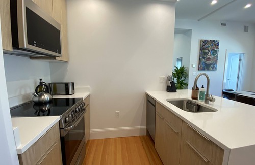 Salem Copropriété | Downtown Salem - Park & Play Modern 3 Bedroom