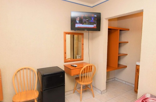 Primera Seccion Appartement | Downtown San Felipe Studio 2 FREE WIFI AND CABLE TV