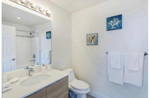 Ville-Marie Appartement | Downtown SPA Condo
