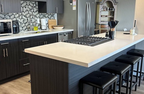 Downtown Tucson Appartement | Downtown-Spacious 1bdrm, Desert Views, City Lights, Fitness Room, Pool & WiFi