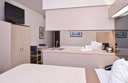Maryville Hôtel | Downtown Stay | 2 Welcoming Rooms w/ Complimentary Breakfast | Free Parking