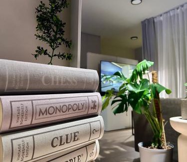 Teigar Appartement | Downtown studio by the sea