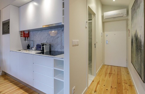 Centro / Baixa Appartement | Downtown Studio w/Pool, AC & Balcony by LovelyStay