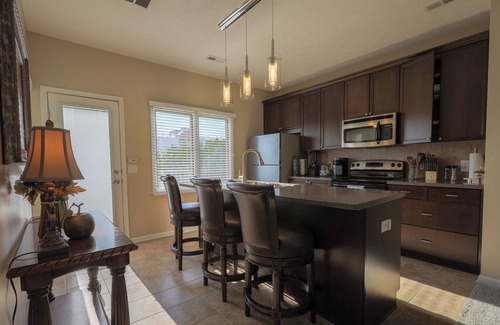 Omaha Maison | Downtown townhome! 2 car garage, 2 living rooms and 2 balconies w/skyline View!