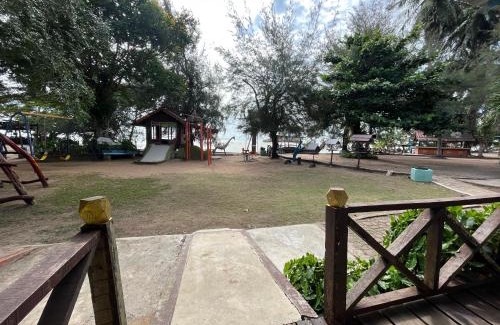 Alor Gajah Hôtel | Dqnut Chalet And Restaurant