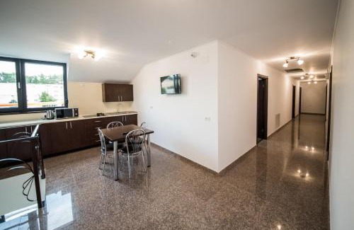 Mioveni Hôtel | Dr House
