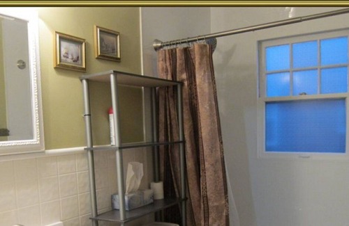 Toledo Appartement | Dragons Roost a cheerful 2 bedroom home in Toledo